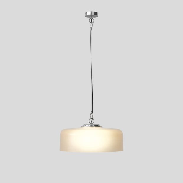 Astep_Packshots_Model-2050_Wired_Pearl_ON_900x
