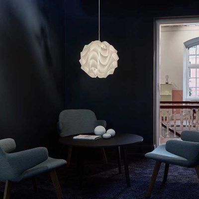 leklin172_pendant_lifestyle2_36e6ab1c-357d-40a3-83e1-358c5bdd75f3-1.jpg